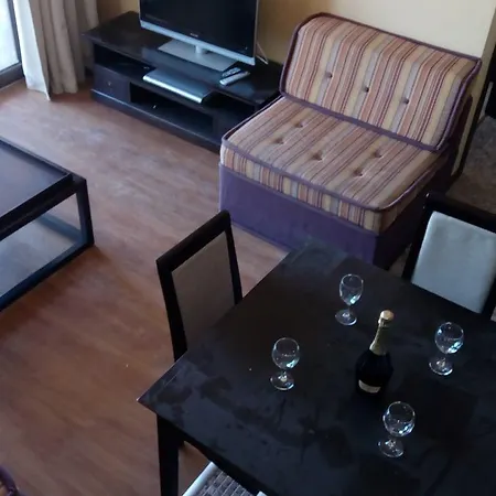 One-bedroom Private In Royal Beach *