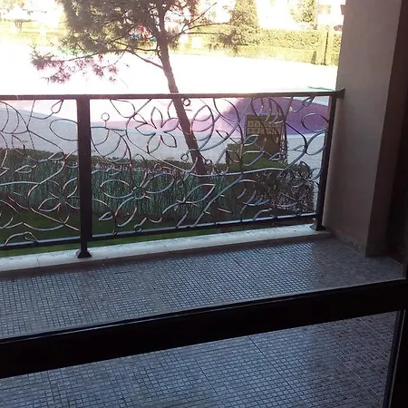 One-bedroom Private In Royal Beach * 阳光海滩